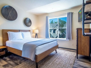 Della View 2BR Condo - In the Heart of Historic Downtown Hailey!