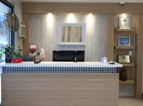 Knights Inn - Merritt, BC