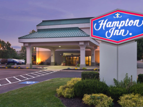 Hampton Inn New Philadelphia