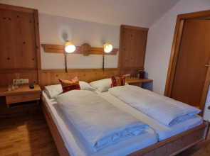 Hotel Karnischer Hof