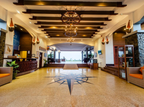 Ngwe Saung Yacht Club & Resort