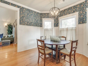 Brenham Rental w/ Deck & Yard < 1 Mi to Downtown!
