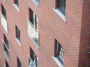 Stylish warehouse apartment in Central Cardiff