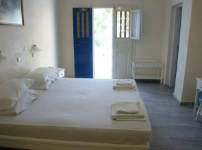 Dimitris Villa