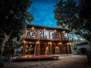 Nan De Panna Riverside Homestay