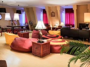 Lisbon Poets Hostel