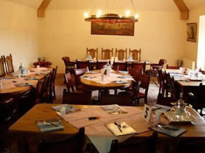 Chequers Inn Hotel