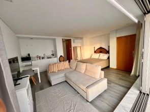 Breathtaking Ocean Front Studio in Povoa de Varzim