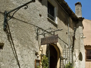B&B Lavinium