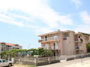 Apartments Petricevic