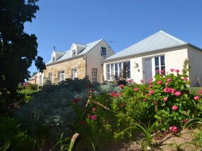 Mulberry Cottage Unique B&B