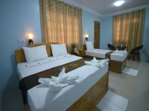 Inlay Palace Hotel