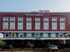 Capital O 28004 Hotel Mathoshree