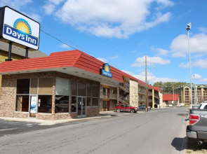 Days Inn Pigeon Forge South