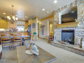High-end Huntsville Condo w/ Private Hot Tub!