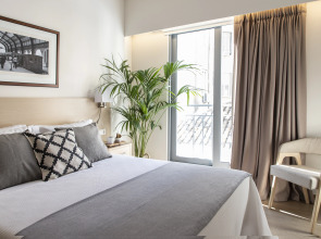 Gallery Suites & Residences, Piraeus