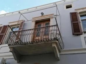 Theos Apartments