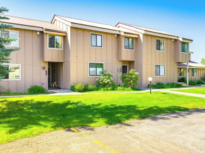 4 Mi to Hot Springs: Pagosa Springs Condo