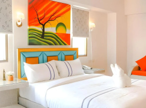 Maverick Ratchada Hotel