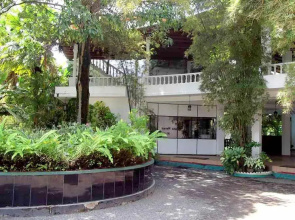 The white Haven