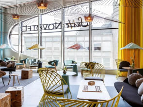 Cove - Centrum, Passage