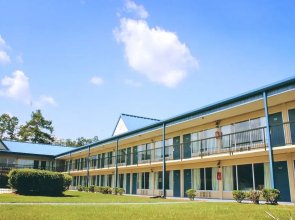 Residence Hub Inn & Suites