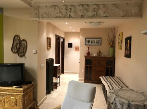 Apartamento con jardin