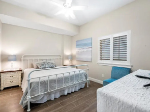 Vista Del Mar 406