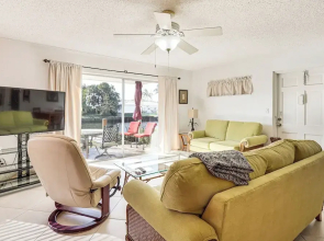 Waterfront Condo w/ Dock in Fort Lauderdale!