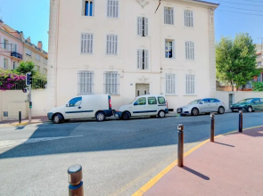 Le Cyrus Apartment 2