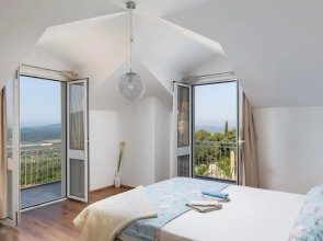 Villa Source with Private Pool