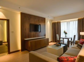 Отель Crowne Plaza Nairobi Airport, an IHG