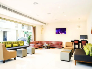 Savoy Crest Hotel Apartments