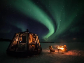 Yggdrasil Igloo Water Huts
