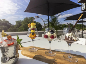 Отель Novotel Paris Centre Tour Eiffel 