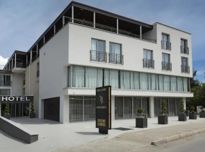 Hotel Romantique Plaza Dojran