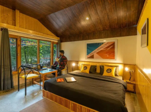 The Hosteller Kasol, Riverside