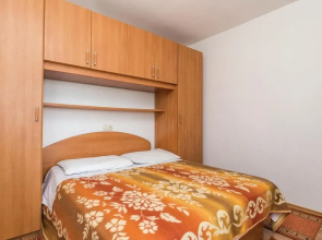 Awesome Apartment in Banjol With Wifi and 2 Bedrooms