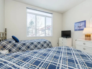 Snowcreek 630 Phase 4 - Two Bedroom Condo