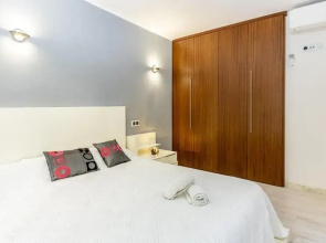 Apartment - 2 Bedrooms with Pool and WiFi - 107876