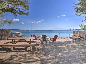 Rustic Suttons Bay Cottage: Shared Dock & Fire Pit