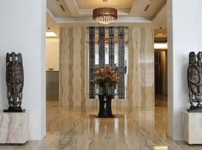 Grand Allison Hotel