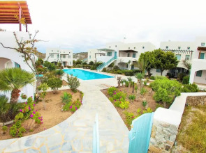 Mykonian Style Pool House 2