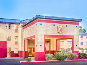 Super 8 by Wyndham - Mesa/Gilbert