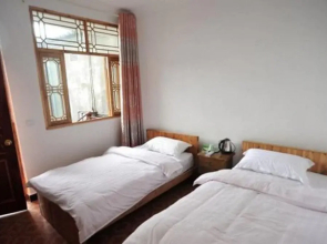 Bao Shan Qing Lian Ju Inn