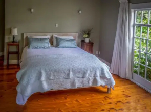 Rainbow Falls Bed and Breakfast