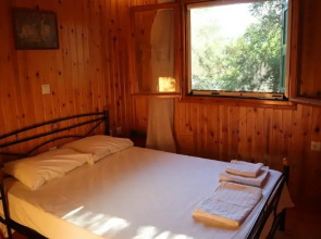 A piece of Heaven! Wooden house with garden!