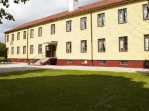 Brukshotellet Roma B&B