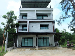 Rubrom&Chomview Hauhin Pranburi