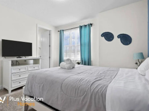 320-Luxury Villa w POOL&Hot Tub